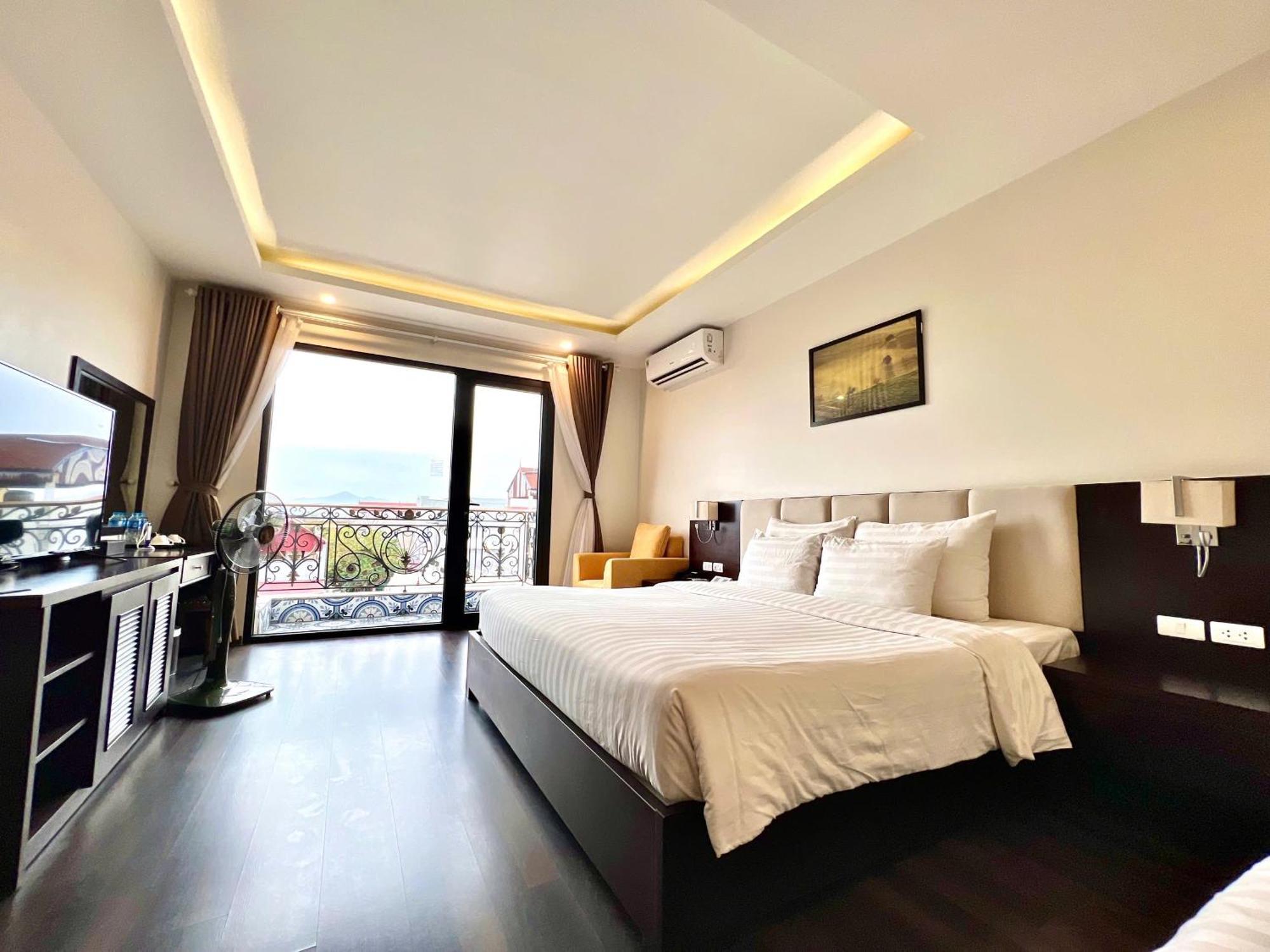 Paragon Noi Bai Hotel & Pool, Hanoi